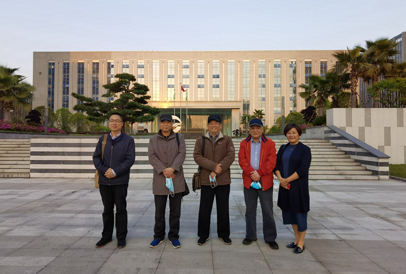 省企業(yè)報協會領導調研《浙農報》