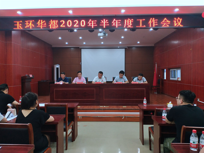 臺(tái)州寶誠、臨海寶誠舉辦官方認(rèn)證二手車專場外展活動(dòng)