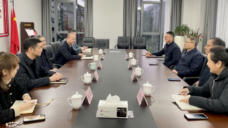 省農業(yè)農村廳黨組成員、省畜牧農機發(fā)展中心主任駱健民到浙江農合調研